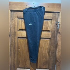 Nike Mens Black Jogger Pants